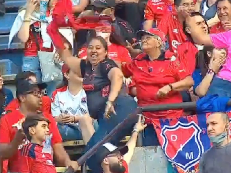 “Pongan una hincha del DIM”: propuesta irónica sobre vicepresidencia desata miles de risas