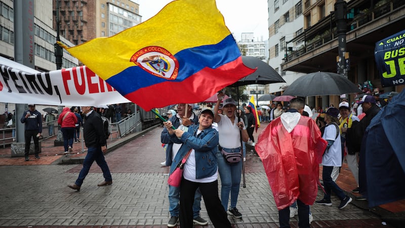Plaza de Bolívar llena: las imágenes de la protesta en contra del gobierno de Gustavo Petro