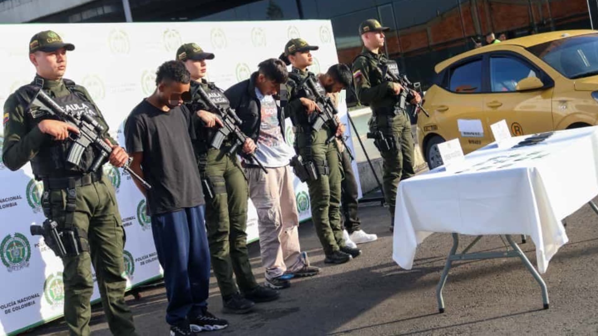 Capturan a tres delincuentes por “paseo millonario” en Bogotá: víctima fue retenida por 19 horas