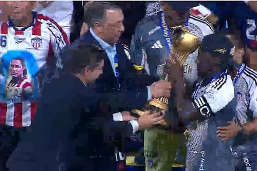 ¿Por qué Carlos Mario Zuluaga, presidente de la Dimayor, no le entregó el trofeo al Junior?