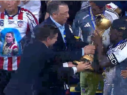 ¿Por qué Carlos Mario Zuluaga, presidente de la Dimayor, no le entregó el trofeo al Junior?