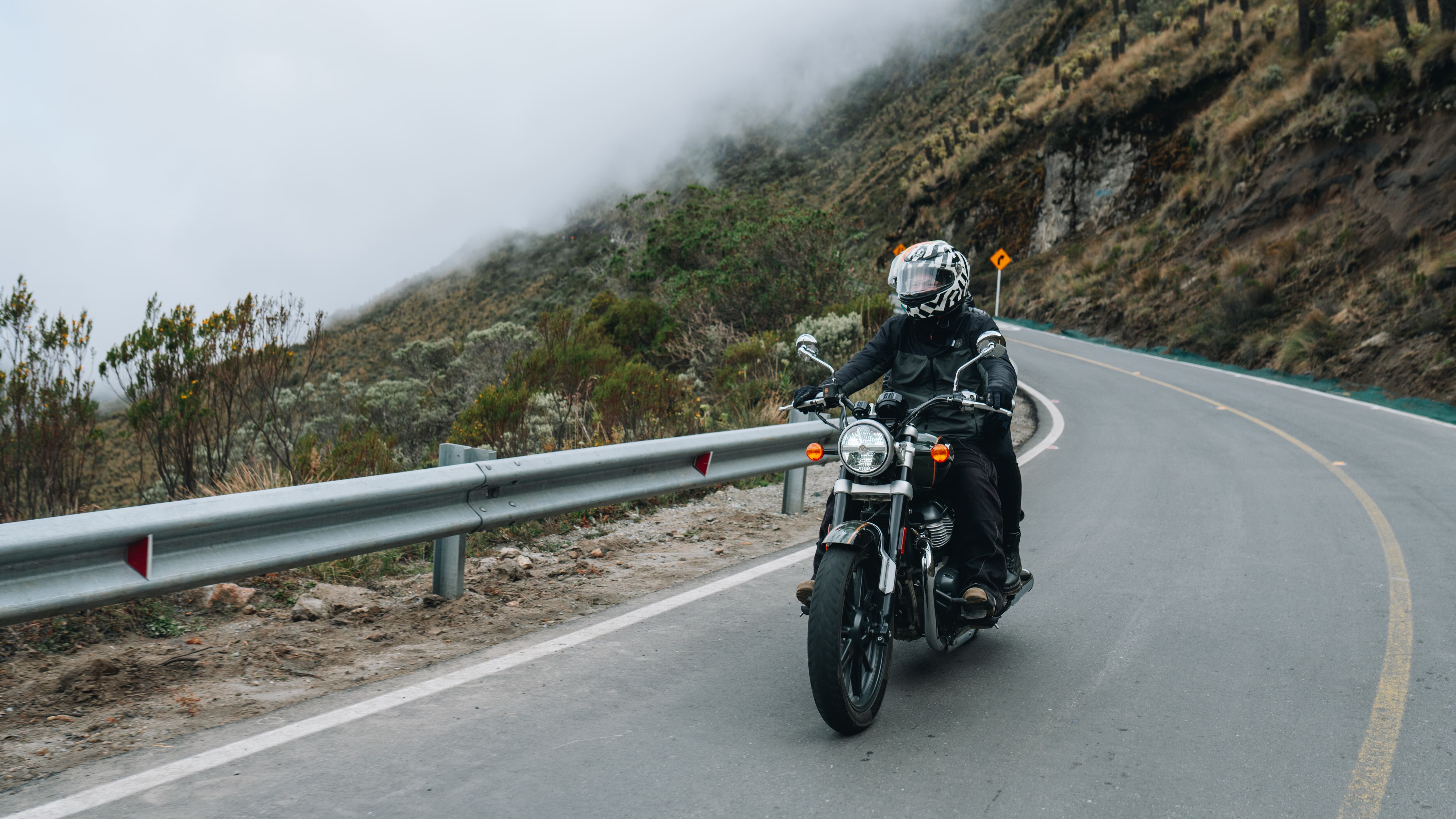 Viajar en moto por Colombia
