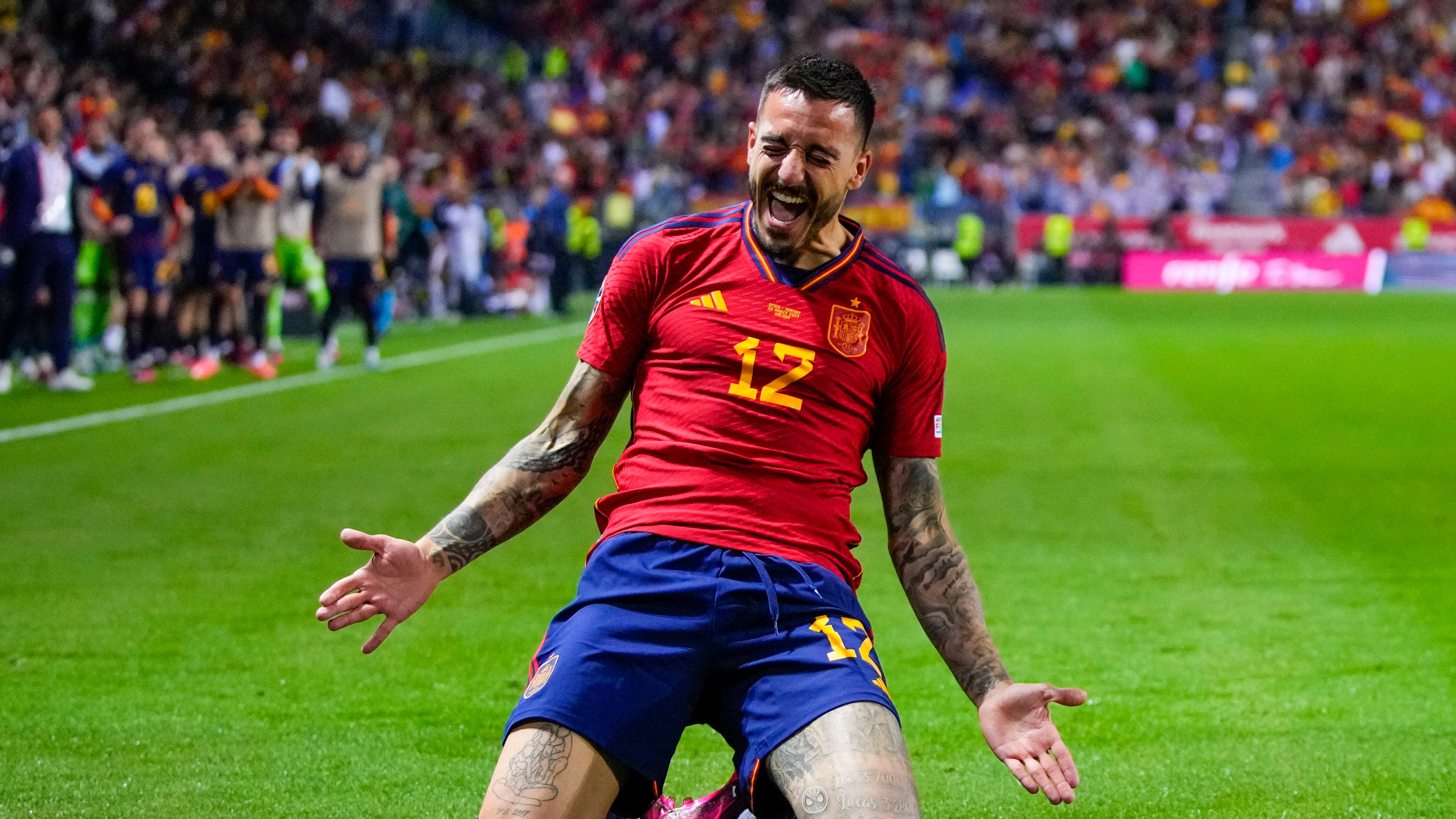 Joselu celebra tras anotar el tercer gol de España en la victoria 3-0 ante Noruega en las eliminatorias de la Eurocopa