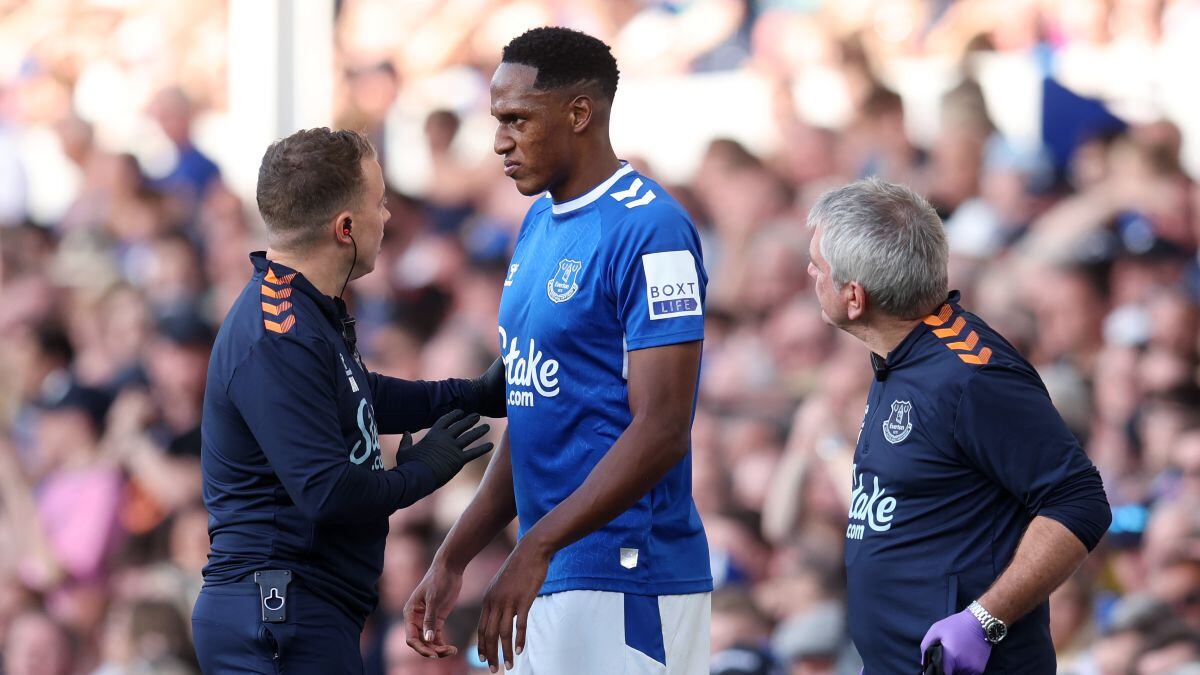 Lesión de Yerry Mina: Everton no da buenas noticias sobre sus lesionados