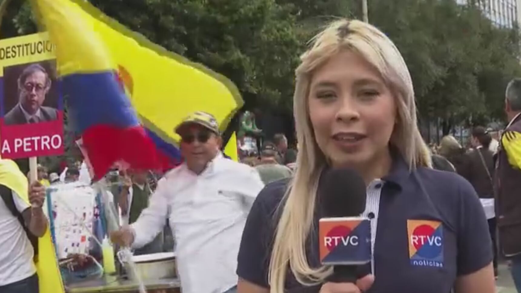 Periodista denuncia agresión en Marcha de la Mayoría