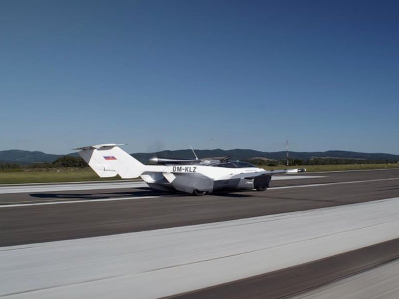 AirCar: El auto que se transforma en avión recibe certificación; ya puede volar por toda Europa 