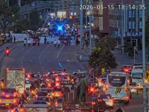 Manifestaciones y éxodo vehicular afectan la movilidad en Bogotá en varias vías principales