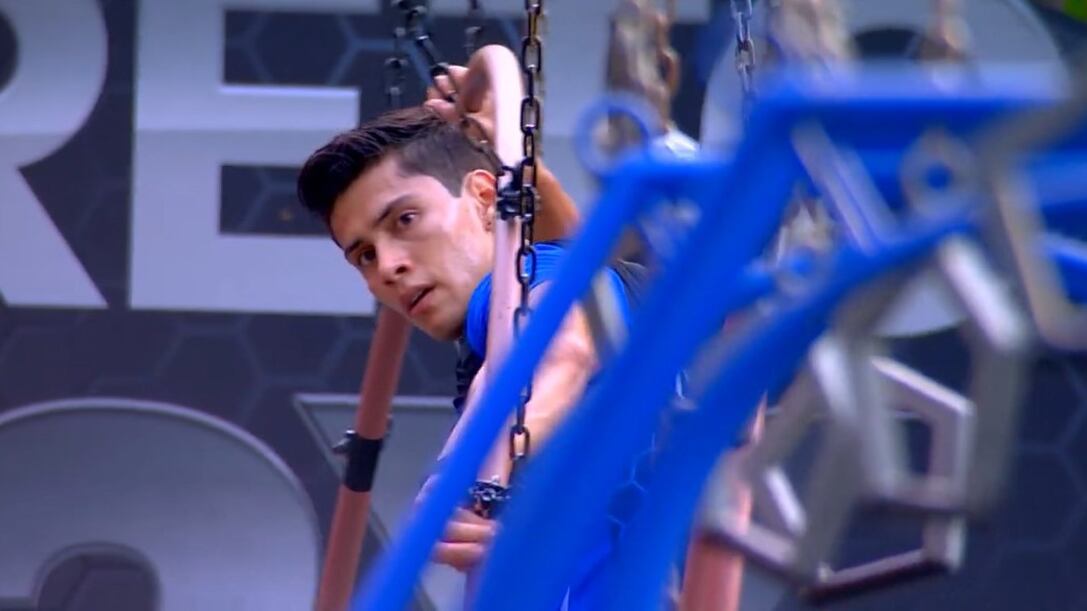 Criollo sorprendió al eliminar a uno de los más fuertes en 'Reto 3X Desafío The Box' y se posiciona como el favorito.