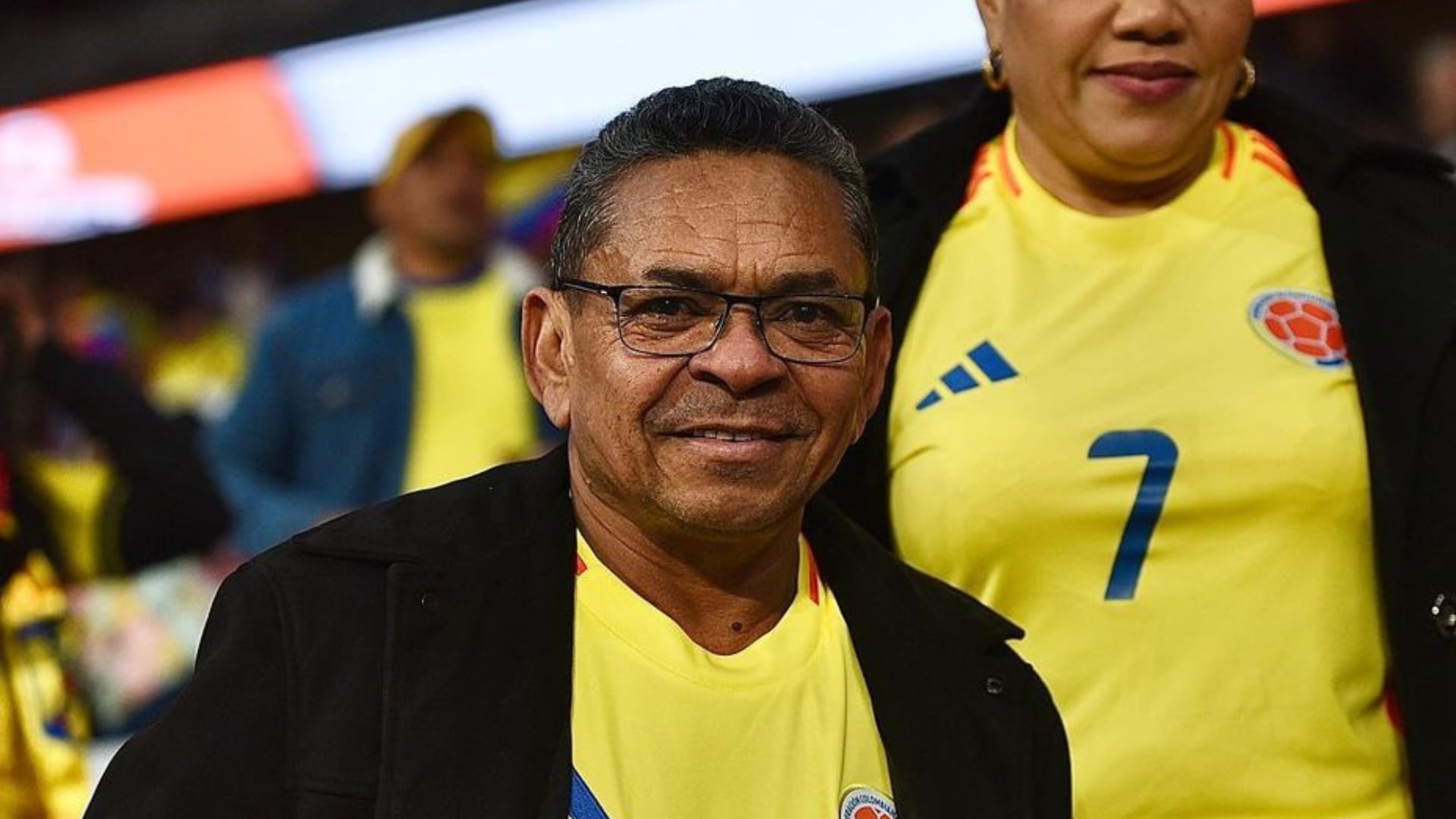 Papá de Luis Díaz cautivó a los hinchas del América en el partido Colombia vs. Rumania