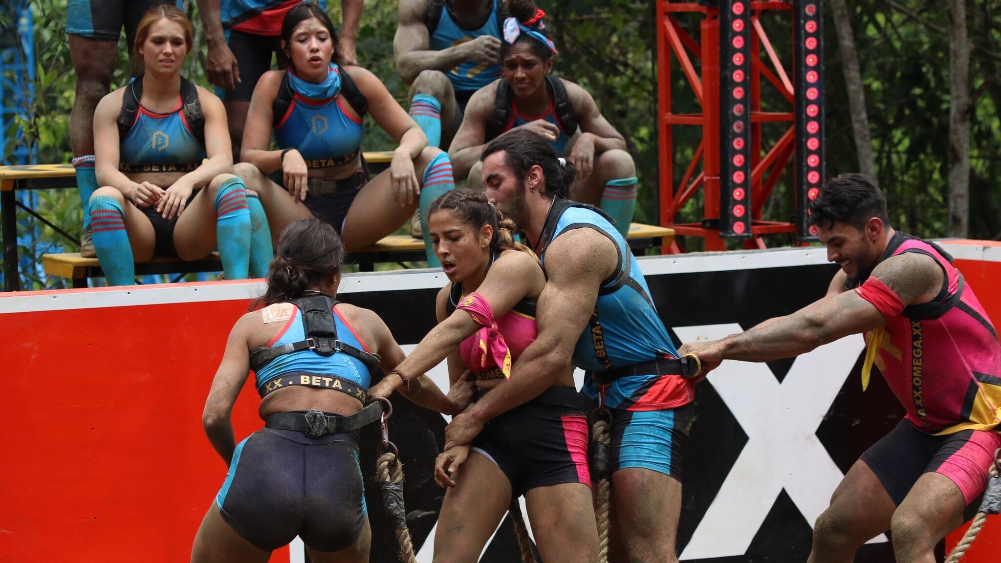 Precisó que sus compañeros no se atrevían a comprarlas por lo que las vendía a 10 mil pesos.