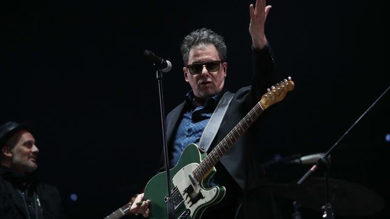 Calamaro se “clavó los puñales por la espalda” con el público de Cali por discurso en pro de la tauromaquia