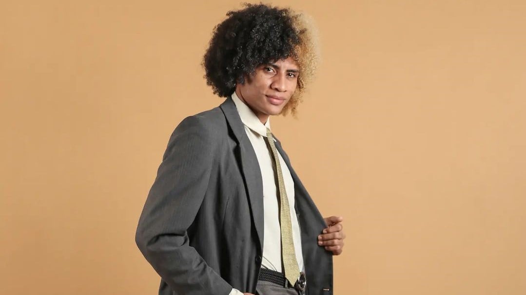 A Tarzán del ‘Desafío The Box’ se le ha vito hacer de todo, desde escalar pendientes, hacer grandes elevaciones en BMX y bailar como nadie el break dance.