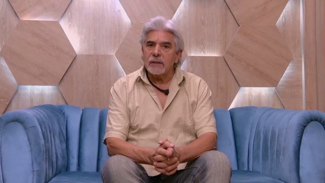 Algunos televidentes de 'La Casa de los Famosos' explicaron los motivos por los que Mauricio Figueroa debe permanecer en el reality de RCN.