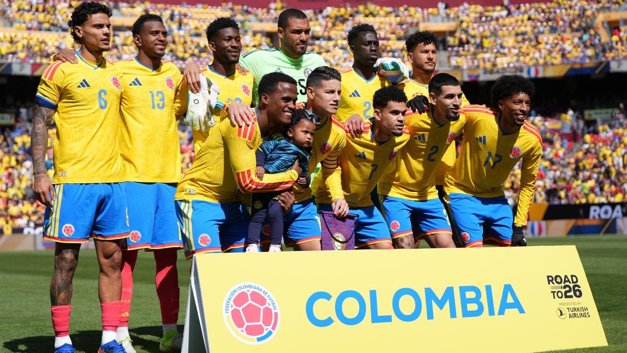 Sorprendentes ausencias en las láminas de la selección Colombia para el álbum del Mundial
