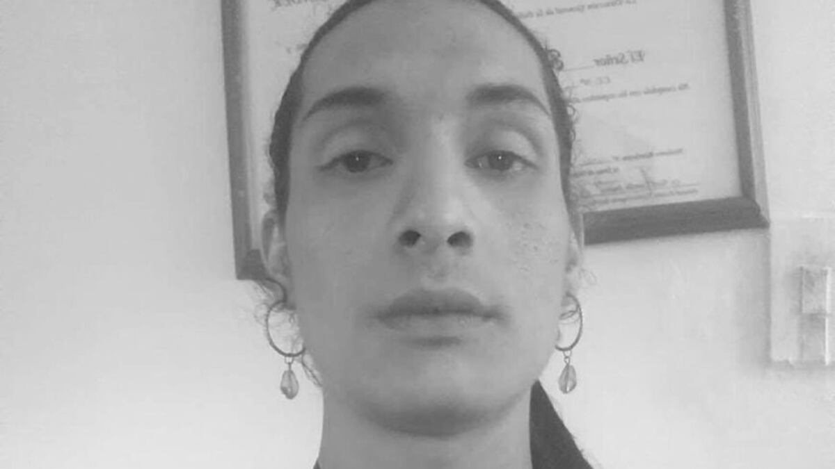 Foto de Sara Millerey, mujer trans víctima de brutal agresión en Bello, Antioquia.