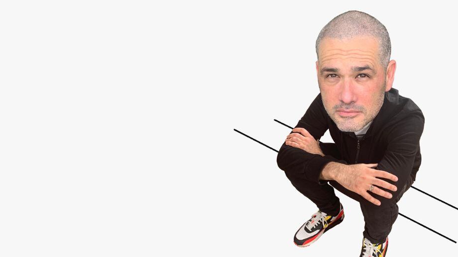 Presenta su show Perdón por nacer