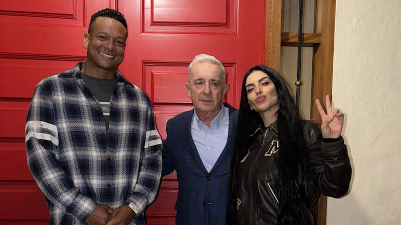 “Agradecido de corazón”, Álvaro Uribe no ocultó su felicidad tras reunirse con Fredy Guarín y Jessica Cediel