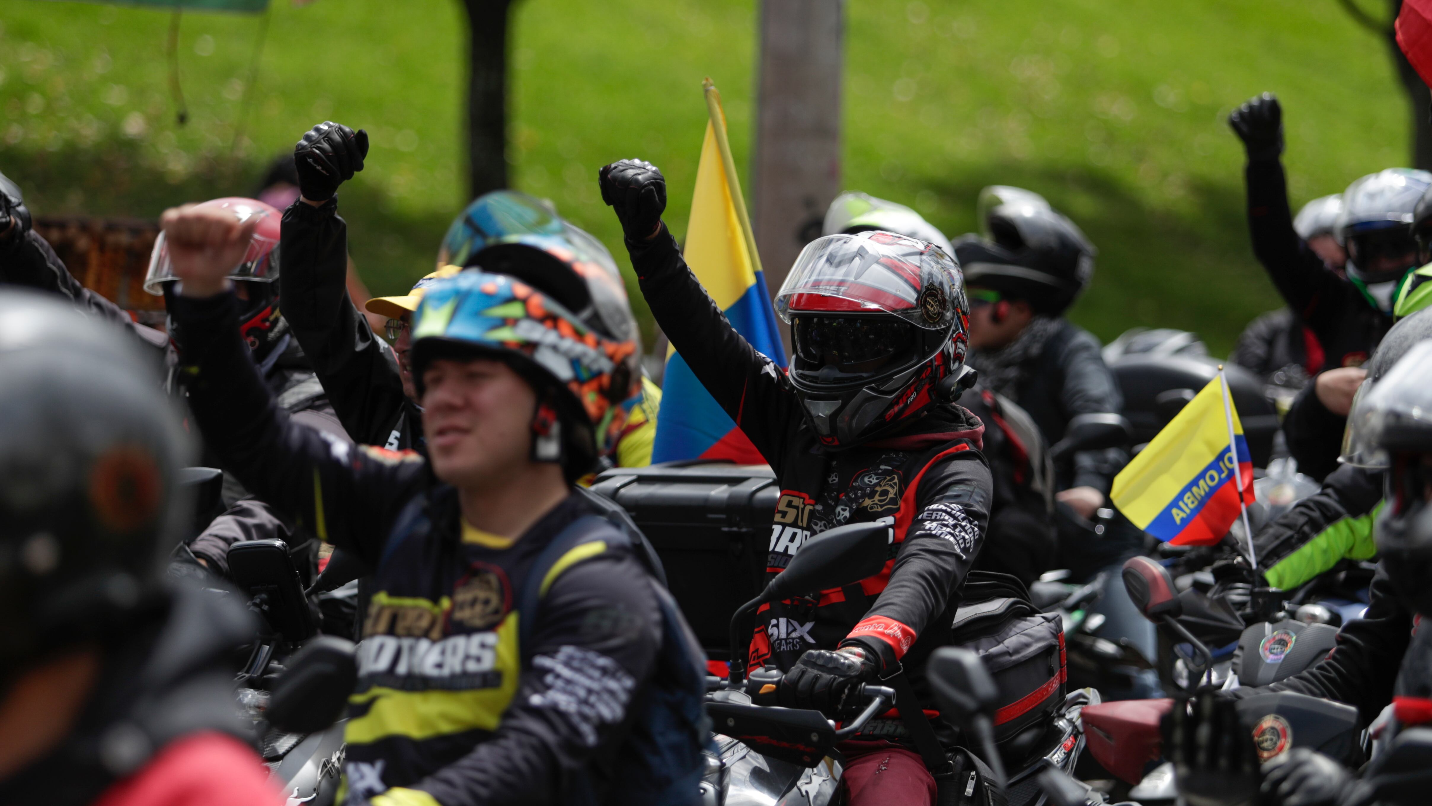 Motociclistas de Bogotá se manifiestan contra las dificultades para acceder al SOAT
