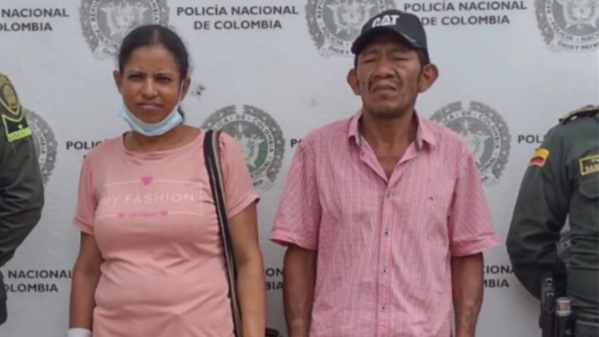 María Tomasa Montenegro Pacheco y Juan Carlos Jiménez Granados, cuidadores del menor. Cortesía: Policía Nacional