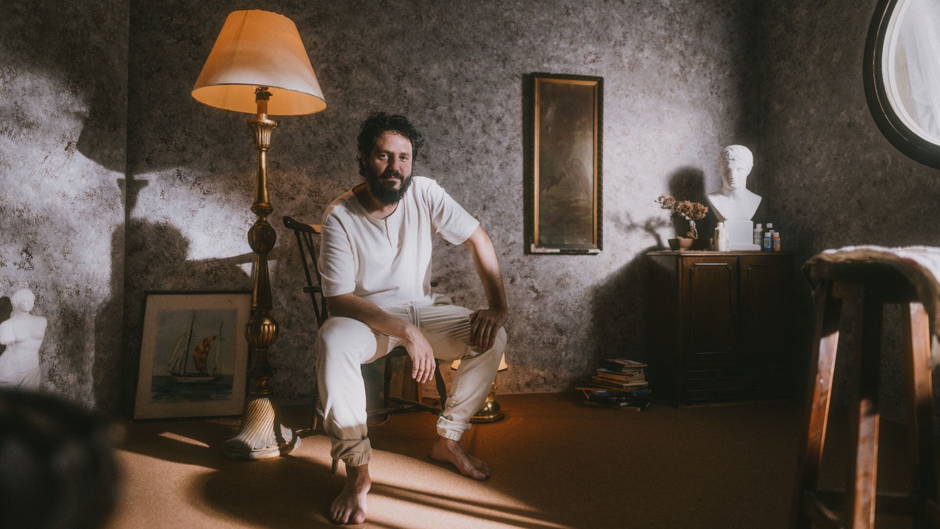 Fotografía por Alan Nartikoev