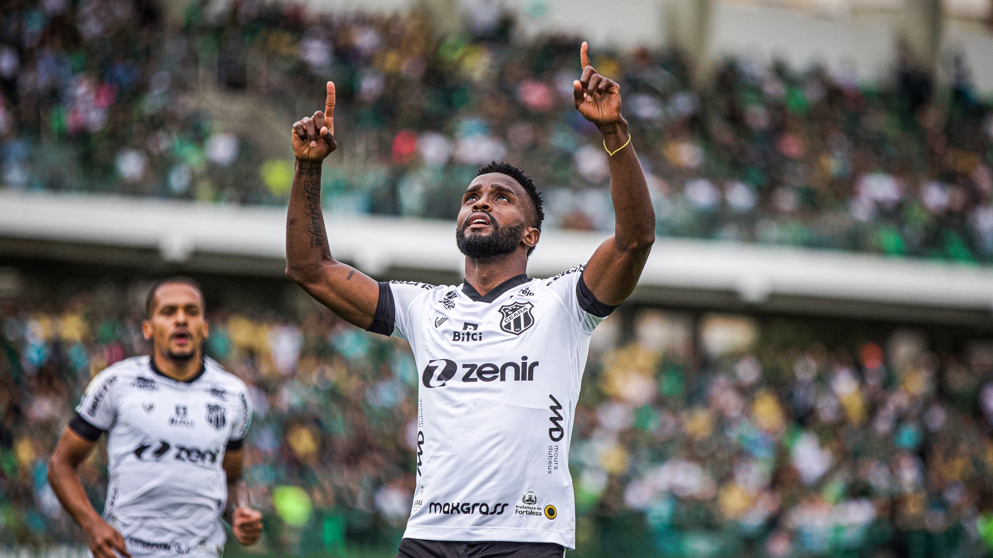 Stiven Mendoza volvió a anotar y es el colombiano con más goles en el año