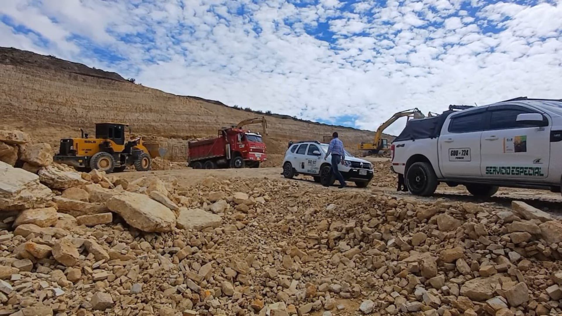 Golpe a la minería ilegal en Soacha: CAR suspende tres frentes de explotación de arena y recebo