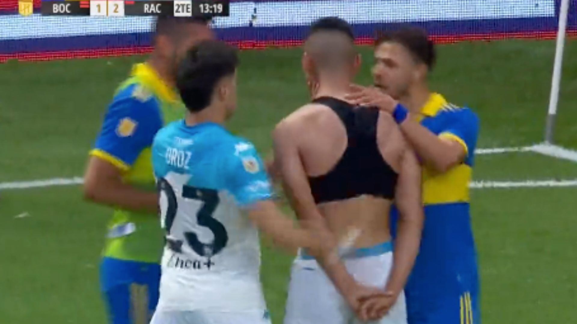 Fueron siete los expulsados en el juego entre el 'Xeneize' y la 'Academia'.