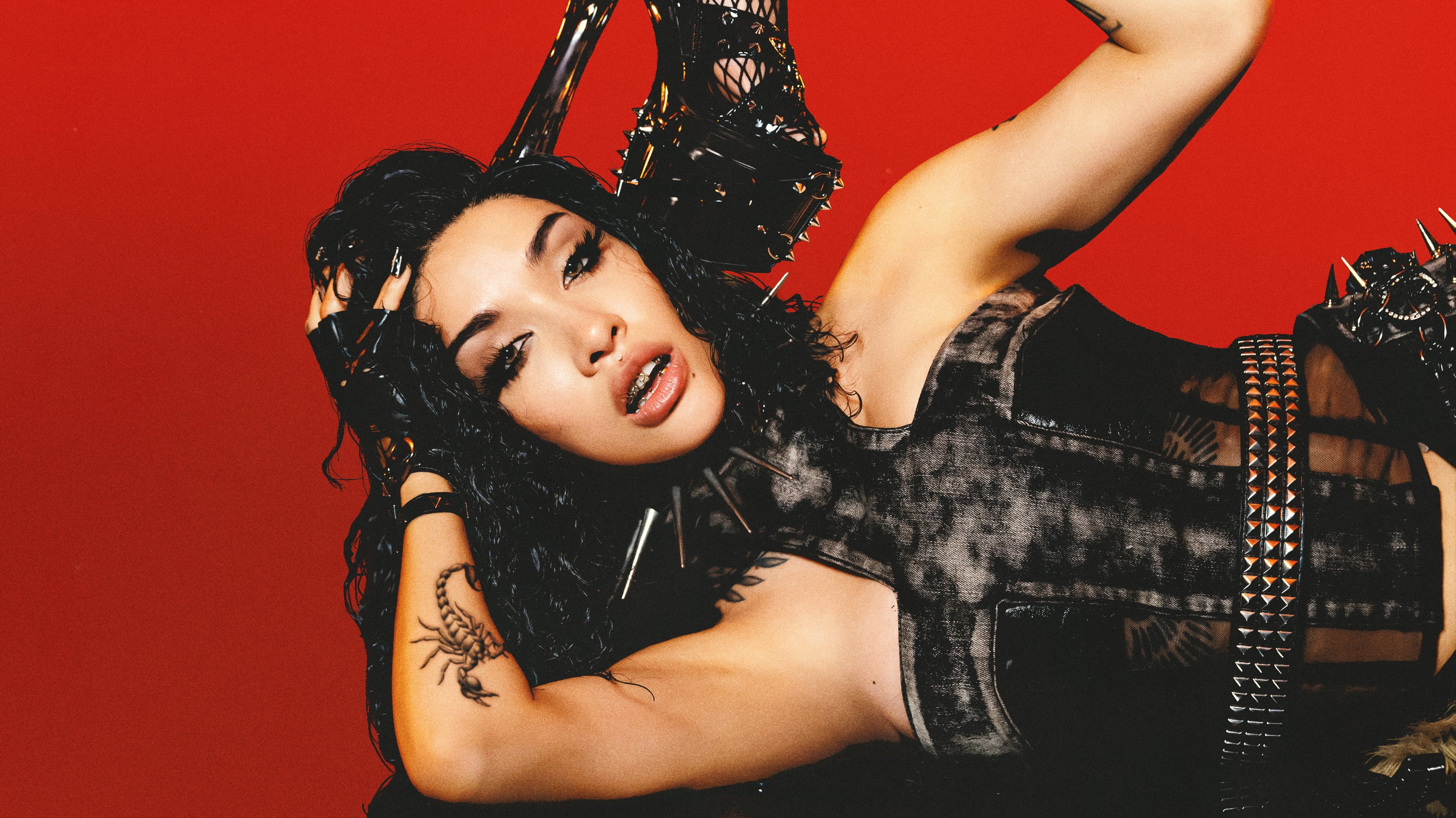 MARIA BECERRA ANUNCIA SU NUEVO ÁLBUM “QUIMERA” PRODUCIDO POR EL ECUATORIANO XROSS.