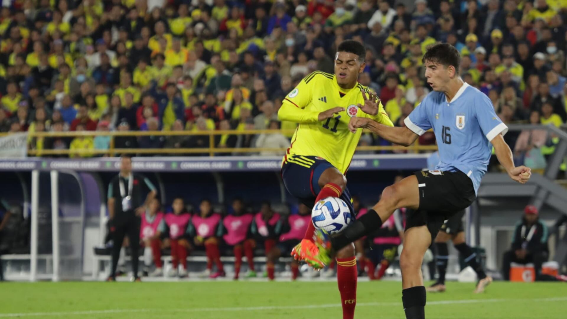 Partido de Colombia contra Uruguay en el Sudamericano Sub-20 2023.