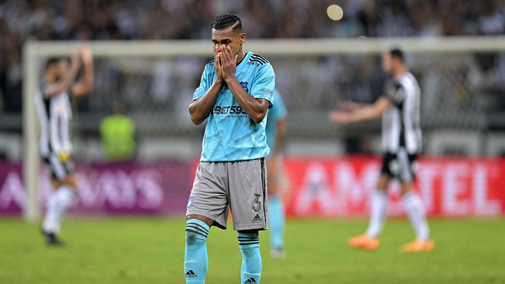 También se registraron seis heridos en el atentado