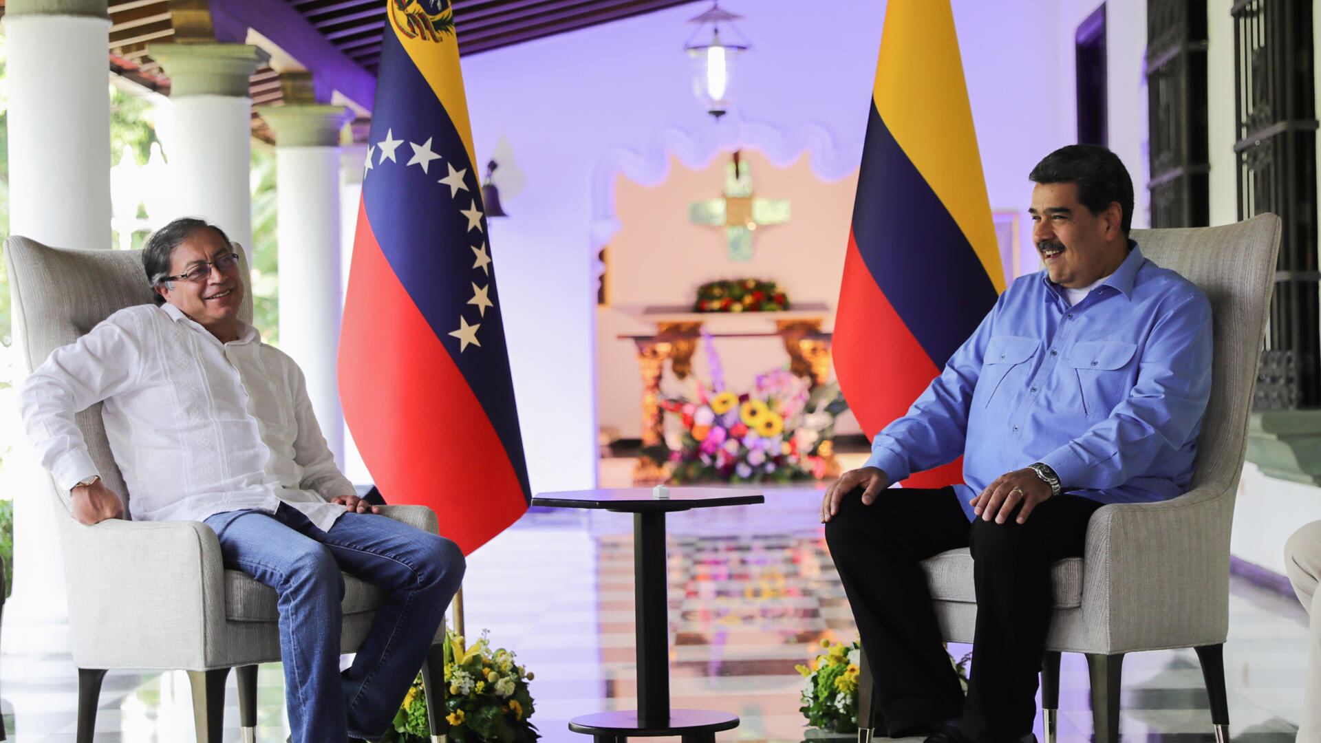 Presidente de Venezuela, Nicolás Maduro junto al presidente de Colombia Gustavo Petro en Miraflores