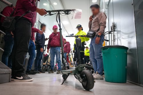 Operativo en Los Mártires destapó otra pista del negocio ilegal detrás del hurto de patinetas eléctricas