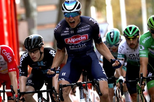 Molano se vuelve a mostrar, pero Philipsen se lleva la etapa en la Vuelta a España