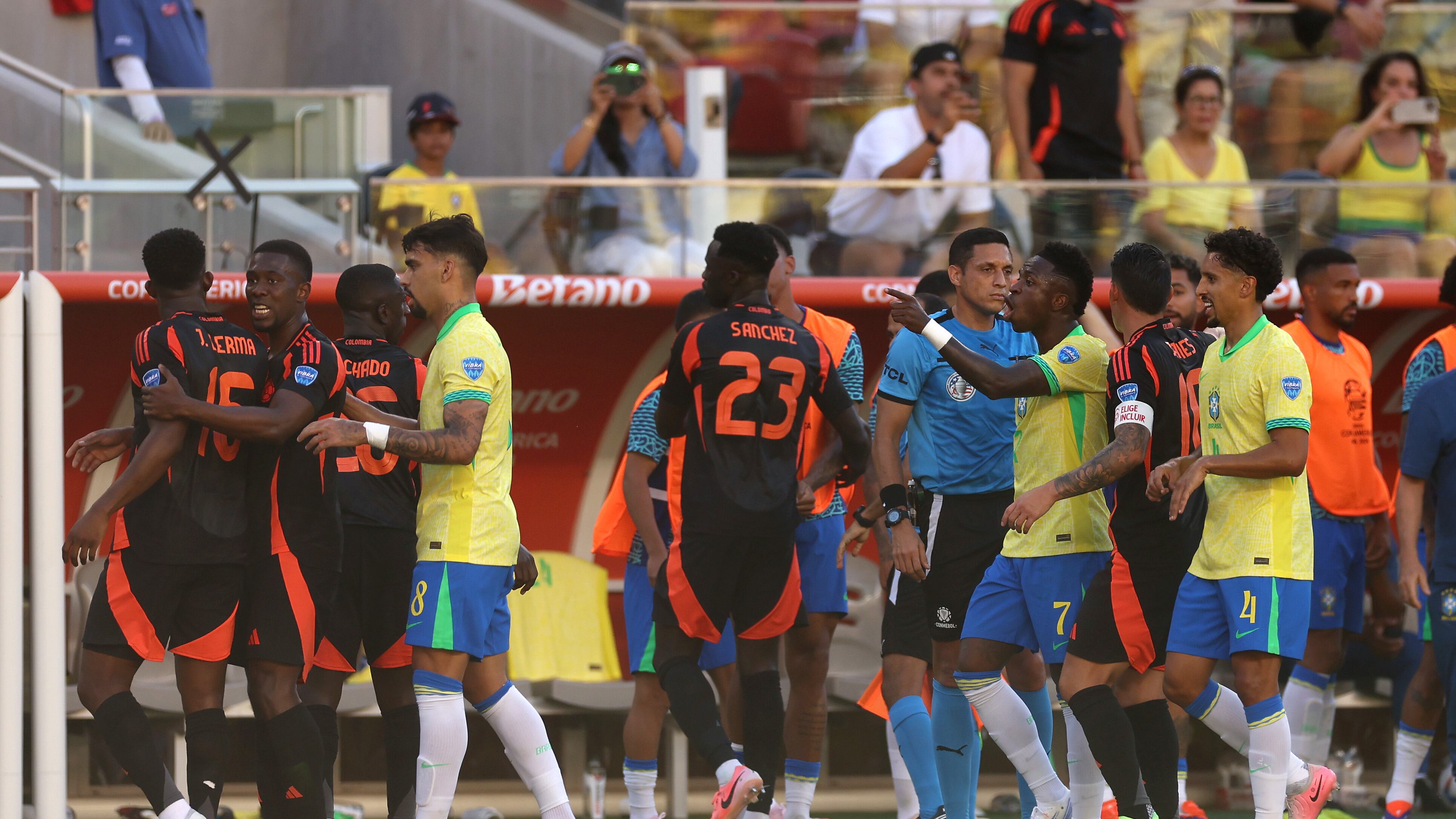 Iván Mejía hizo delicada acusación al VAR por el partido Colombia vs Brasil