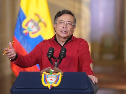 “No es cierto que el salario vital iba a desatar un desempleo mayúsculo”: Petro