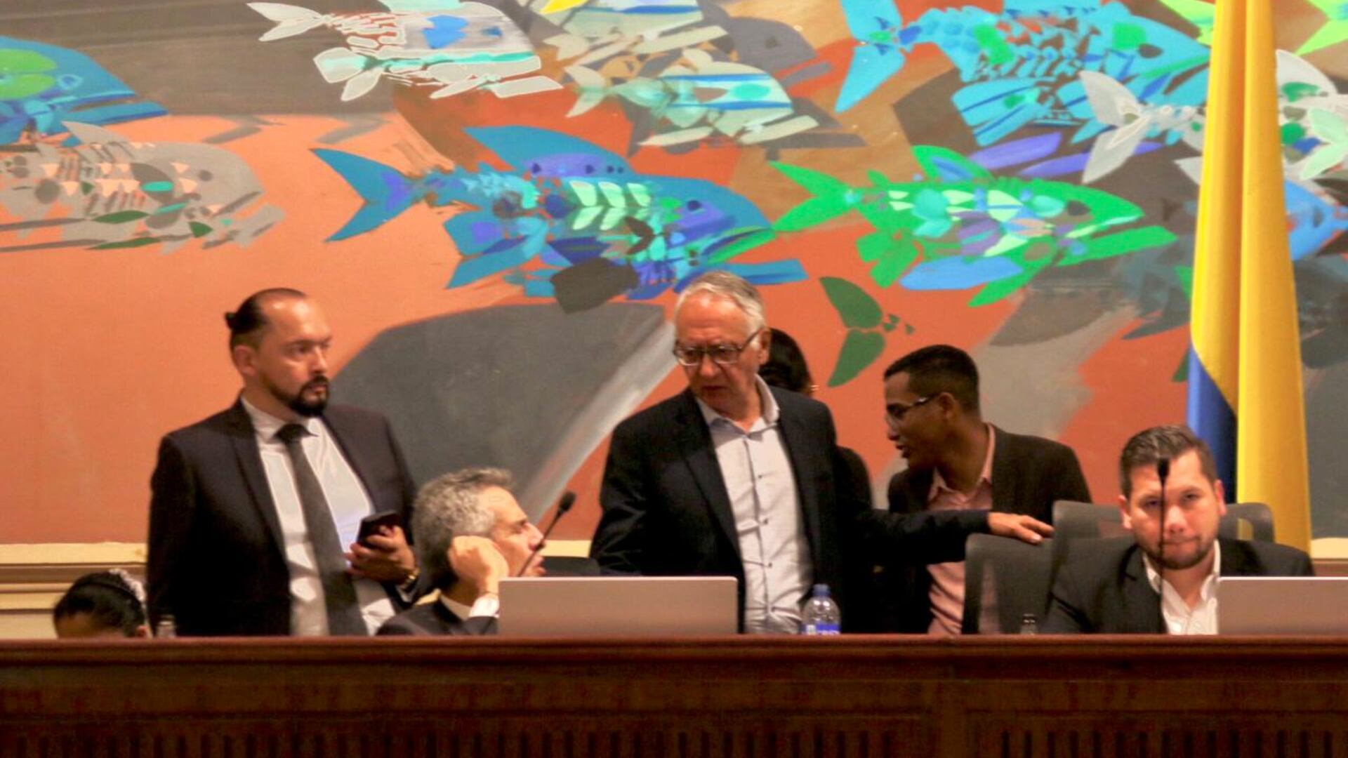 MinInterior y de Salud hicieron revisión odontológica en pleno debate de reforma