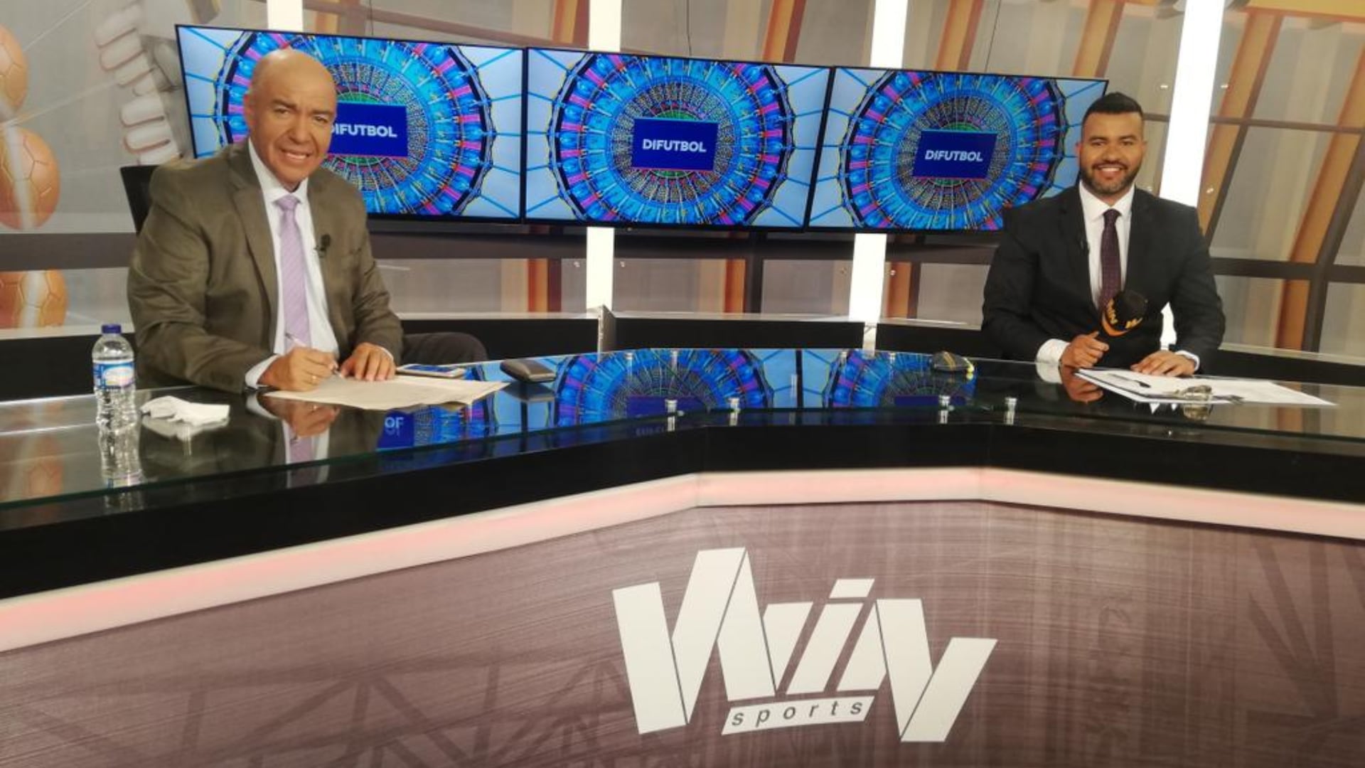 Narrador de Win Sports cayó en broma pesada durante la transmisión de un partido del FPC