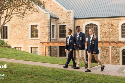 Abren convocatoria para becas internacionales 2026 con cobertura total en colegio: así puede aplicar desde Colombia