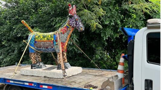 Traslado del monumento a la burra a otro municipio.