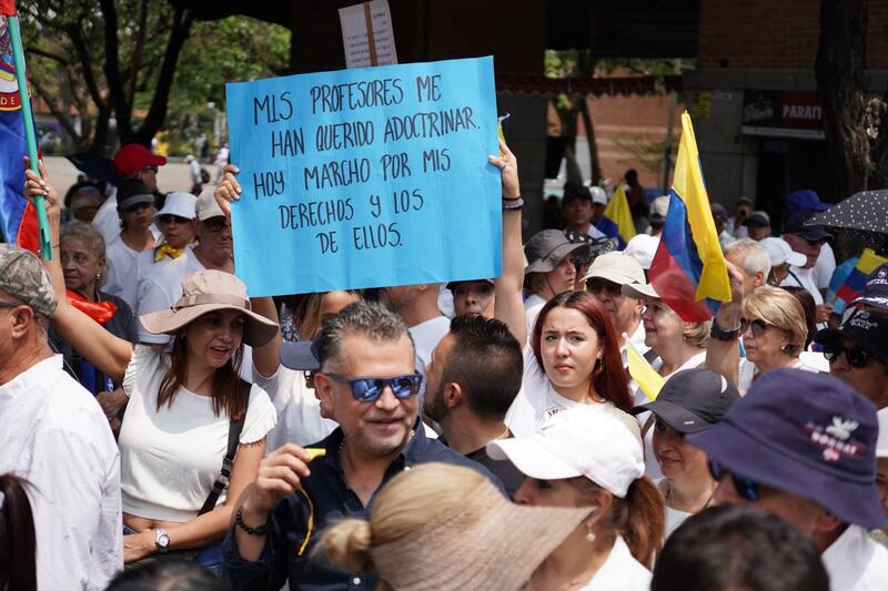 Protesta contra el gobierno de Petro en Medellín, 6 de marzo de 2024