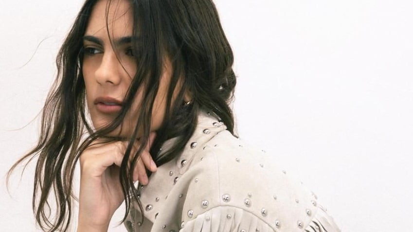 Foto arranca la temporada de festivales en América Latina: cómo crear el look perfecto para el día y la noche.