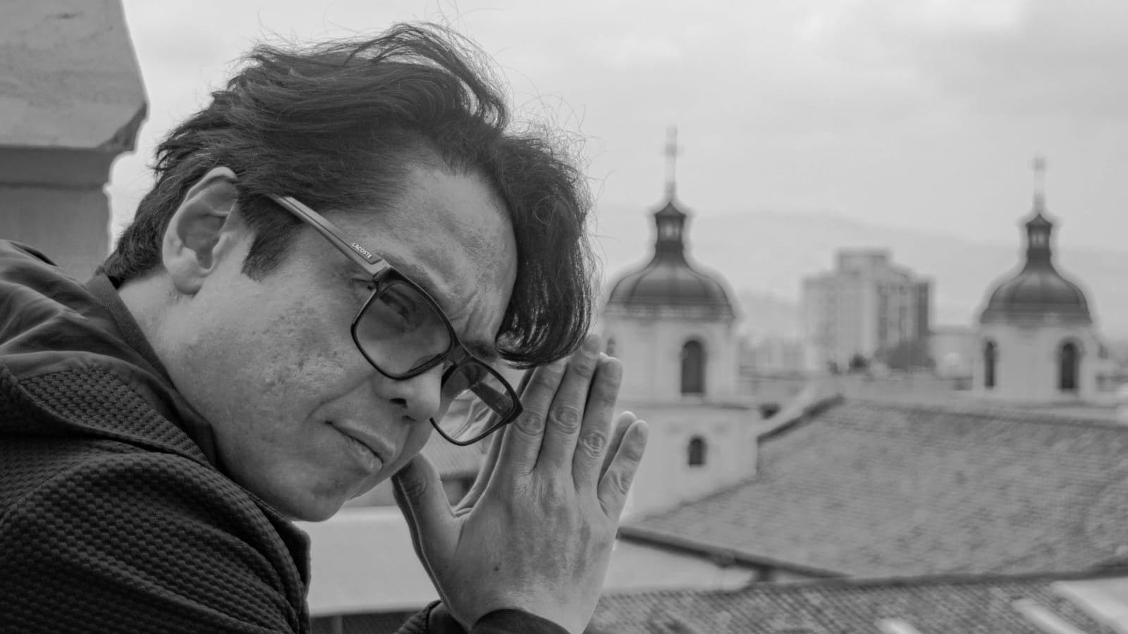 Después de más de 12 años de haber dejado la música por completo, vuelve al ruedo Mauricio Campo; exvocalista y compositor de la banda de rock Superlitio.