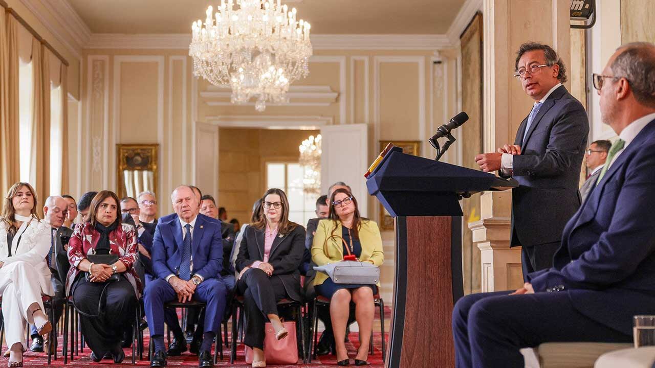 Gustavo Petro refiriéndose a la tensa relación entre Colombia y Estados Unidos.