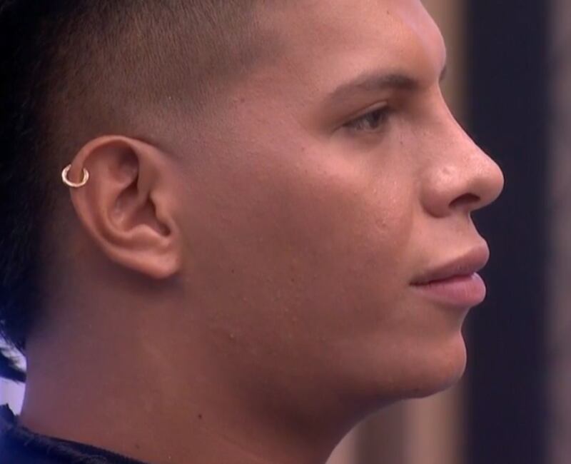 Emiro Navarro al ver a la madre de Camilo Trujillo