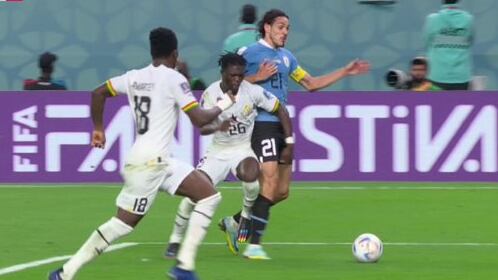 Aparente penal sobre Edison Cavani