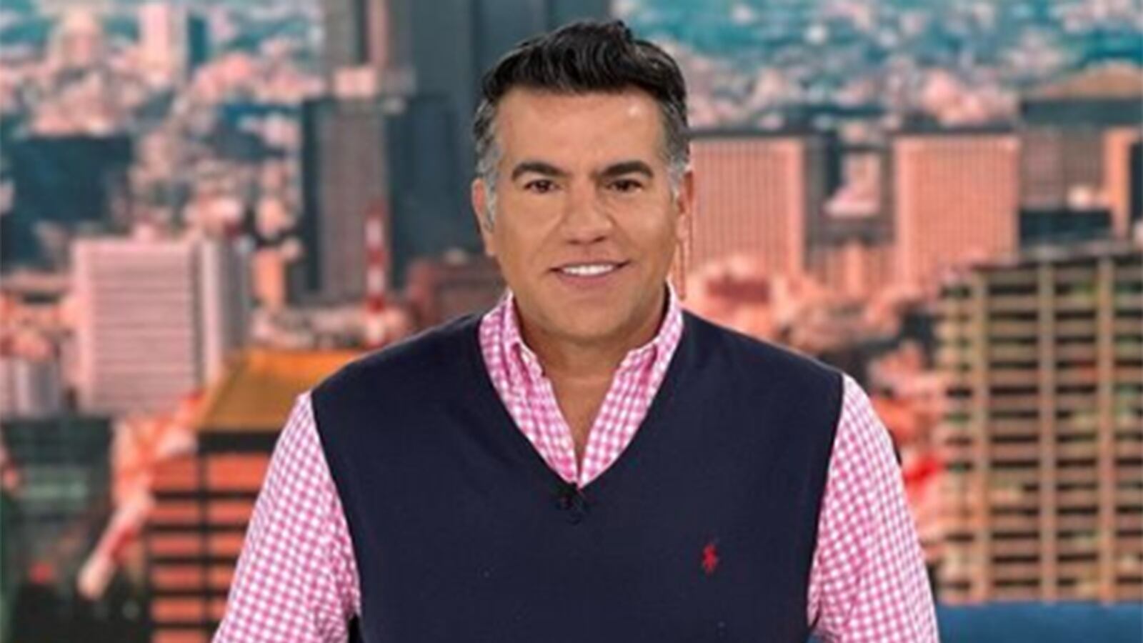 Carlos Calero genera dudas sobre su regreso al programa de concurso en el que dio sus primeros pasos.