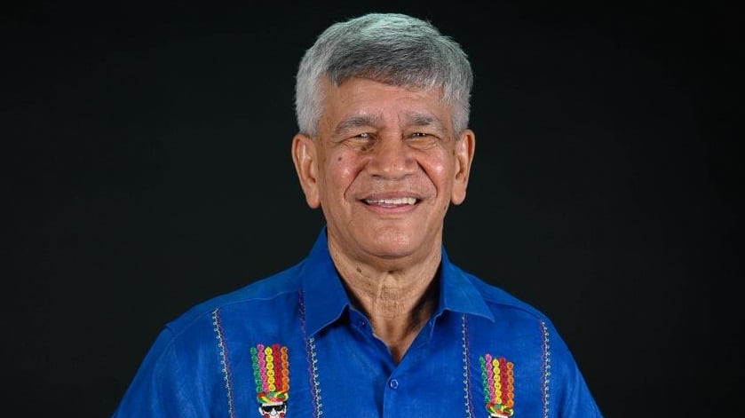 Foto Estewil Quesada lanza “Grandes relatos del fútbol colombiano” en La Cueva: memoria y pasión en un solo libro.