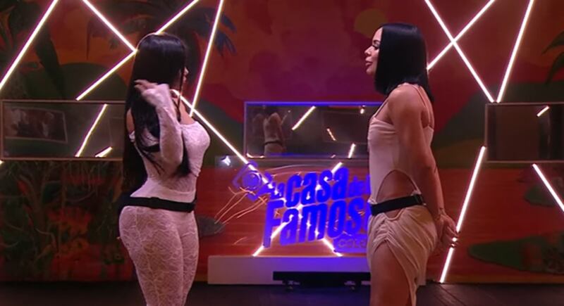 Karina García y Laura González