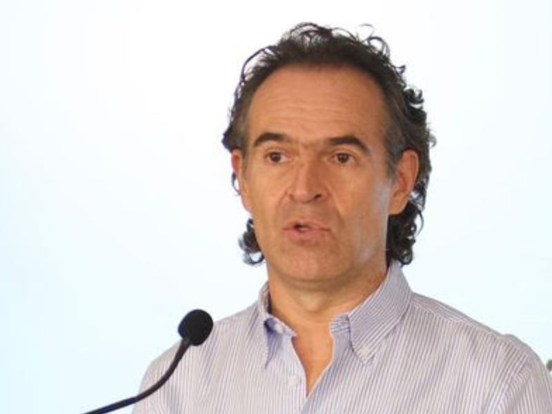 “Se están terminando de robar el sistema de salud”: Federico Gutiérrez arremetió contra Petro y la Superintendencia de Salud en cabeza de Quintero