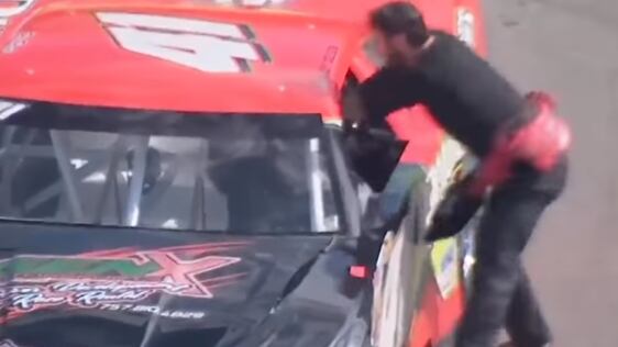 pelea en nascar pantallazo tomado de instagram